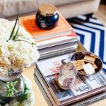 How to decorate a coffee table: what to put and how to decorate to attract attention (39 photos)